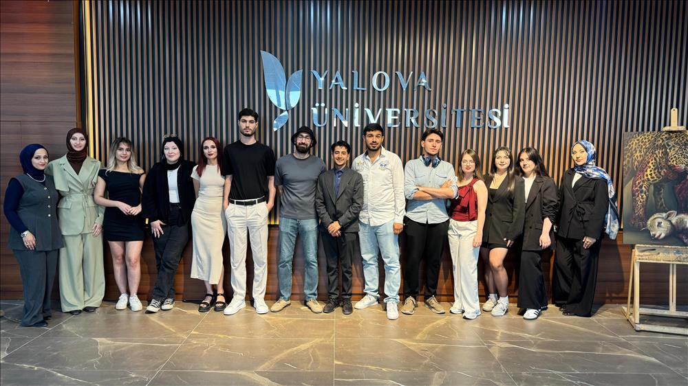 Kültür Sanat ve Akademi Buluşması: Resim Kulübü 'Resim Sergisi' Gerçekleşti.